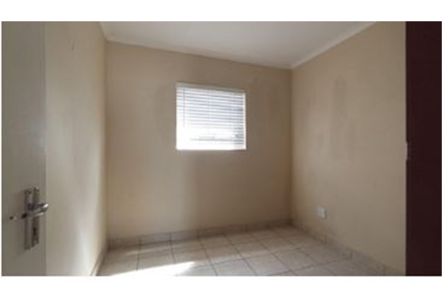3 Bedroom Property for Sale in Kosmosdal Gauteng