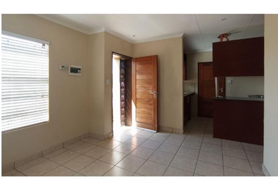 3 Bedroom Property for Sale in Kosmosdal Gauteng