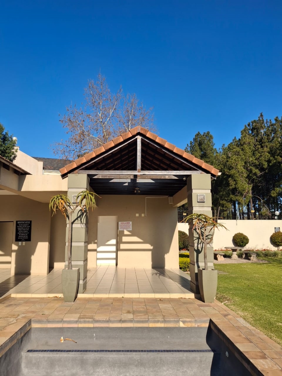 To Let 1 Bedroom Property for Rent in Broadacres Gauteng