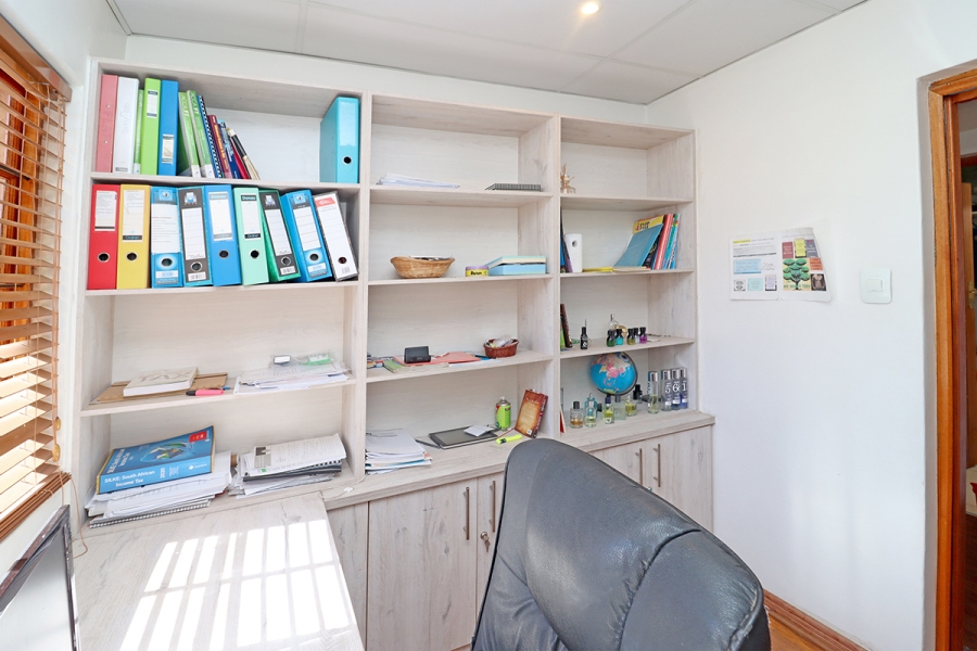 4 Bedroom Property for Sale in Kensington Gauteng