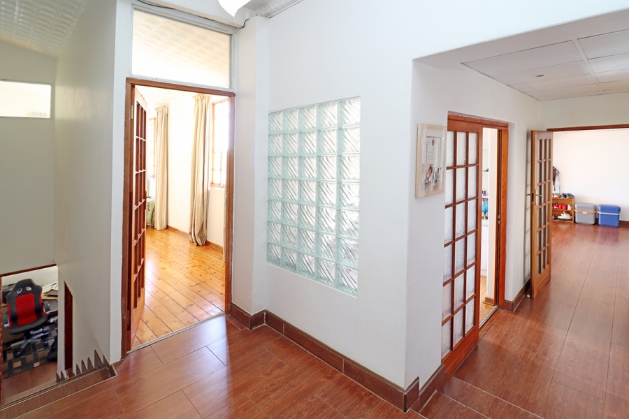 4 Bedroom Property for Sale in Kensington Gauteng