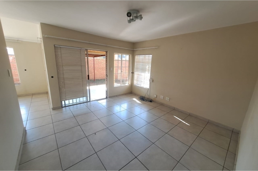 3 Bedroom Property for Sale in Equestria Gauteng