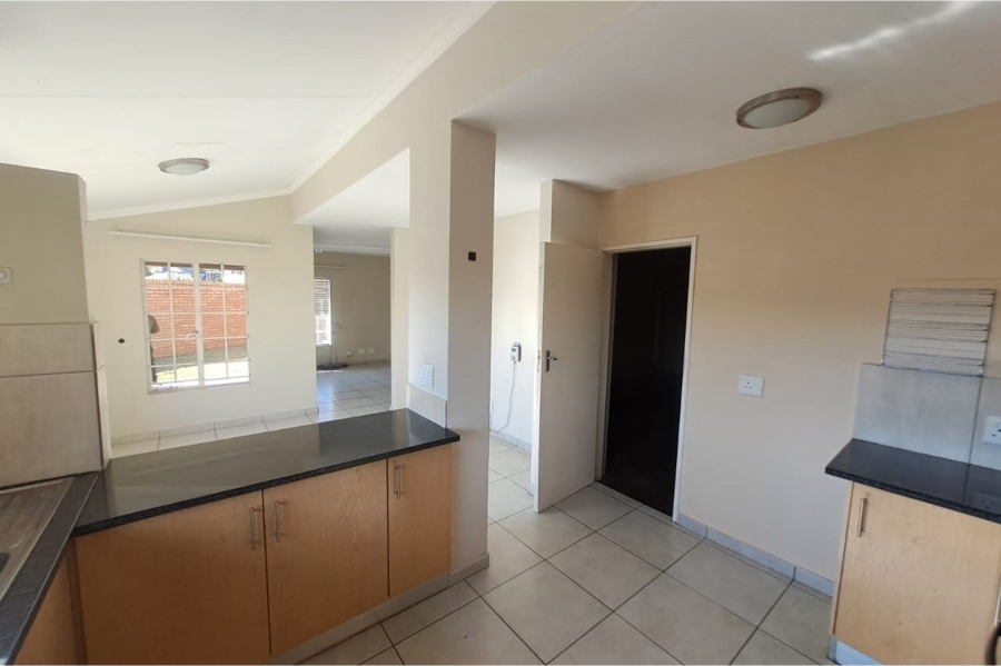 3 Bedroom Property for Sale in Equestria Gauteng