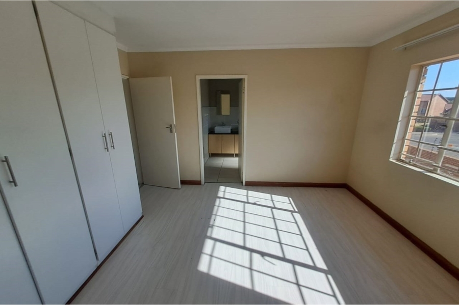3 Bedroom Property for Sale in Equestria Gauteng
