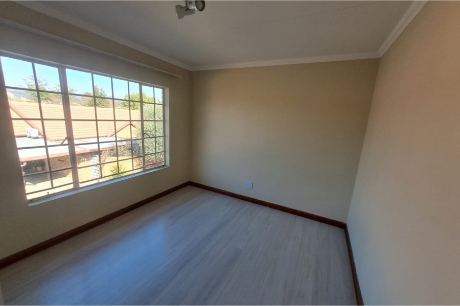 3 Bedroom Property for Sale in Equestria Gauteng