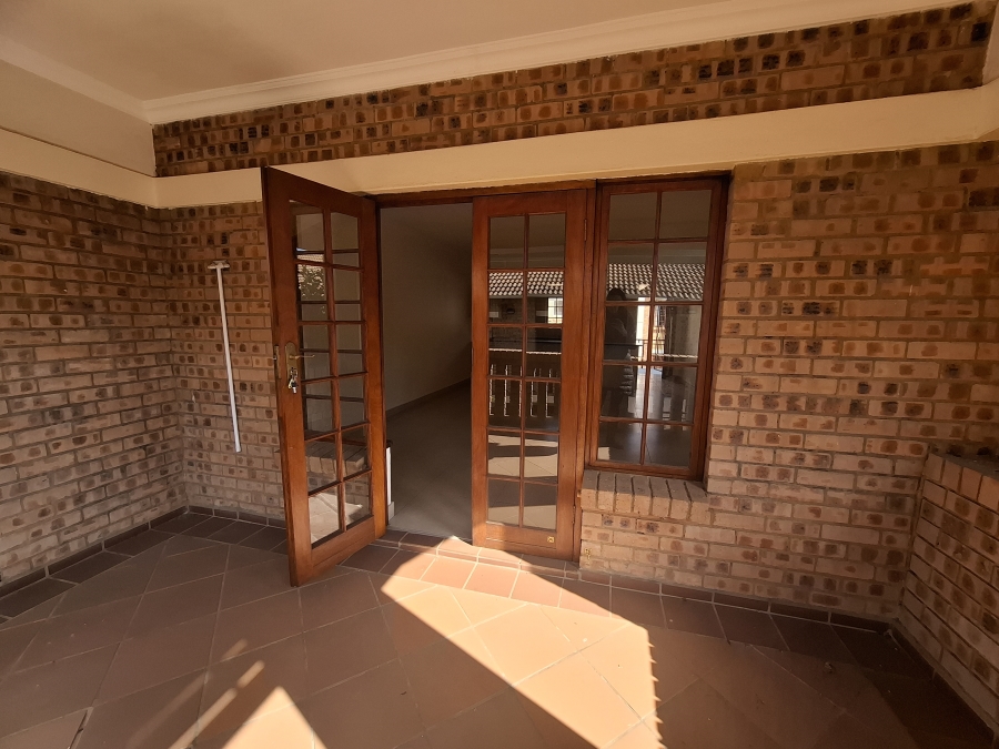 2 Bedroom Property for Sale in Equestria Gauteng