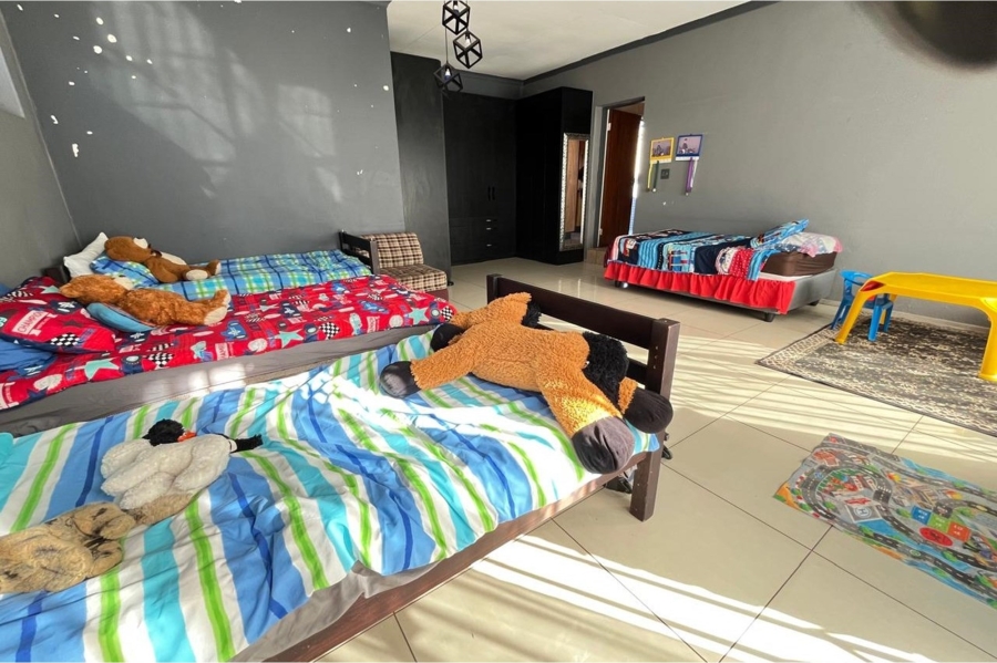 3 Bedroom Property for Sale in Vanderbijlpark SE 2 Gauteng