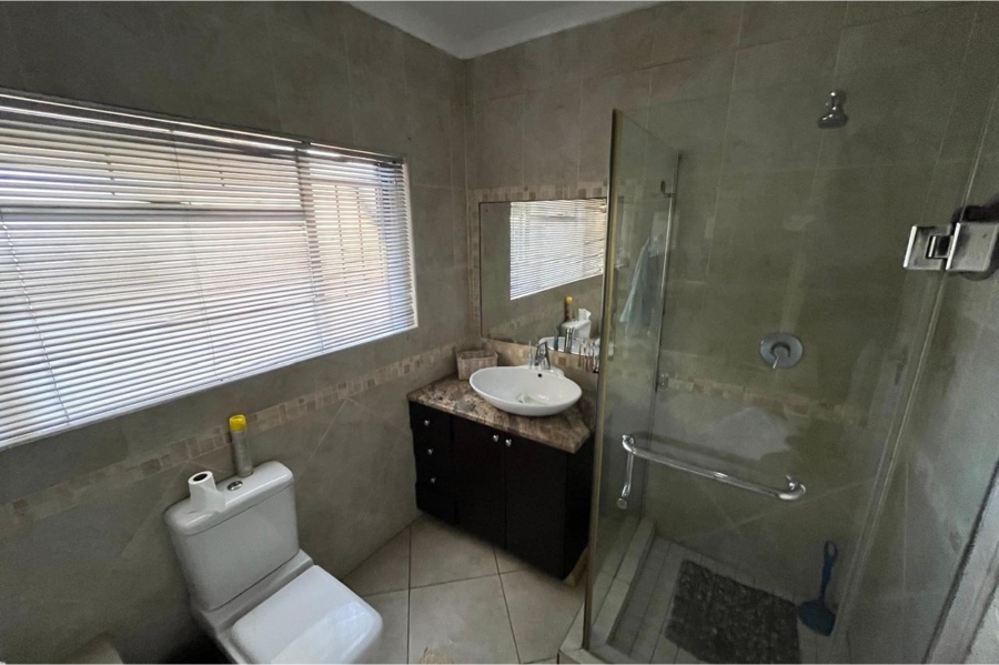 3 Bedroom Property for Sale in Vanderbijlpark SE 2 Gauteng