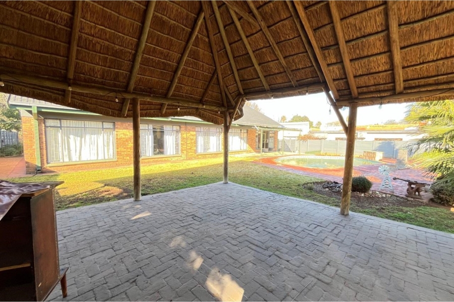 3 Bedroom Property for Sale in Vanderbijlpark SE 2 Gauteng