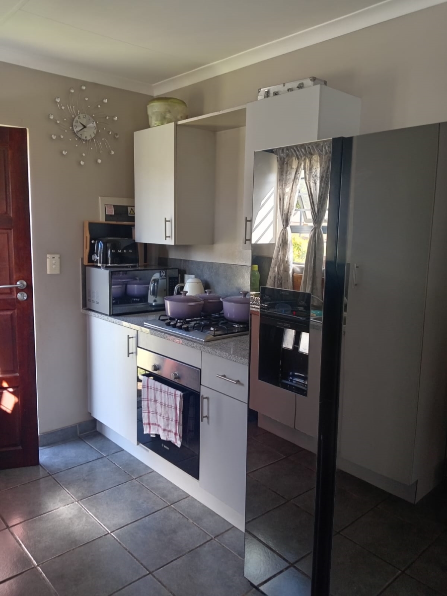 To Let 3 Bedroom Property for Rent in Noordwyk Gauteng