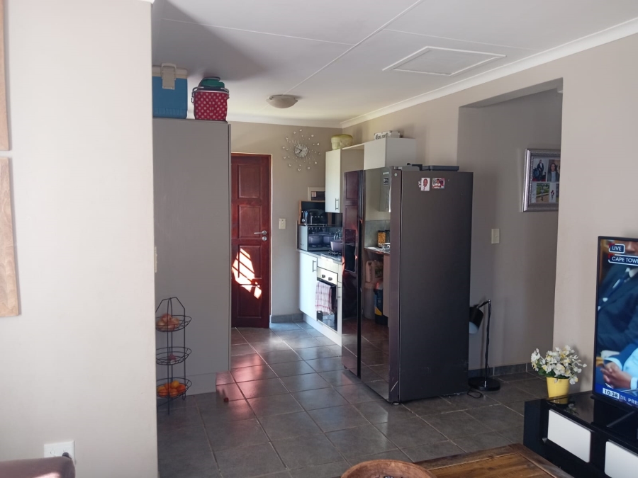 To Let 3 Bedroom Property for Rent in Noordwyk Gauteng