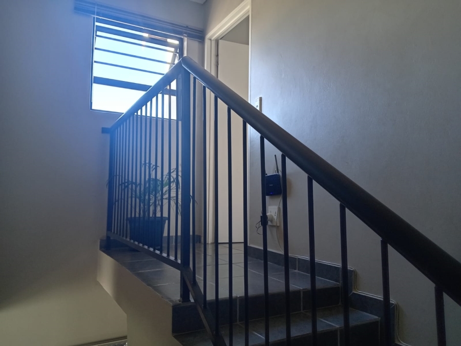 To Let 3 Bedroom Property for Rent in Noordwyk Gauteng