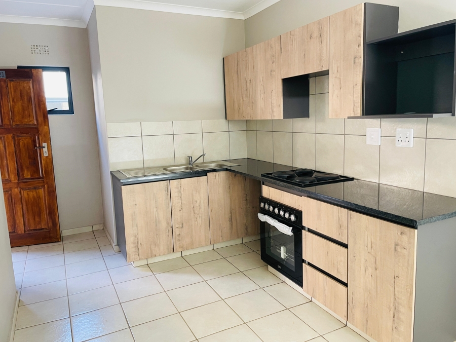 3 Bedroom Property for Sale in Cloverdene Gauteng