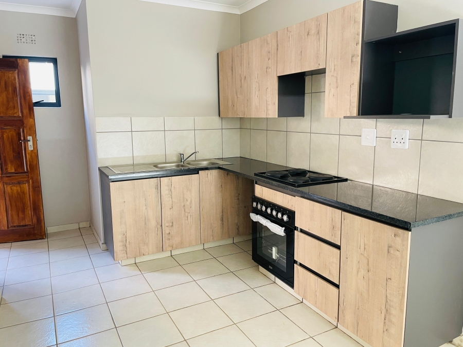 3 Bedroom Property for Sale in Cloverdene Gauteng