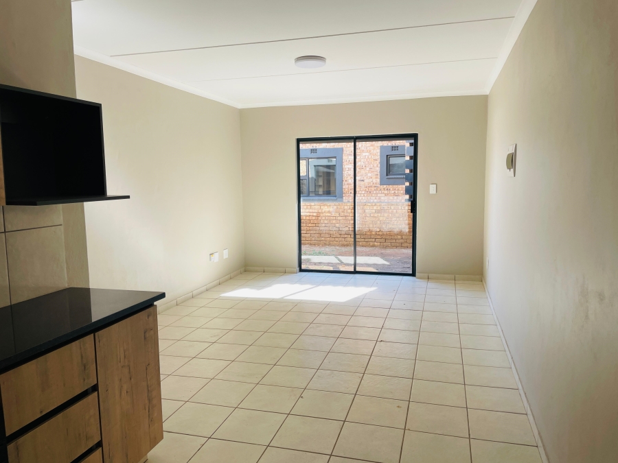 3 Bedroom Property for Sale in Cloverdene Gauteng