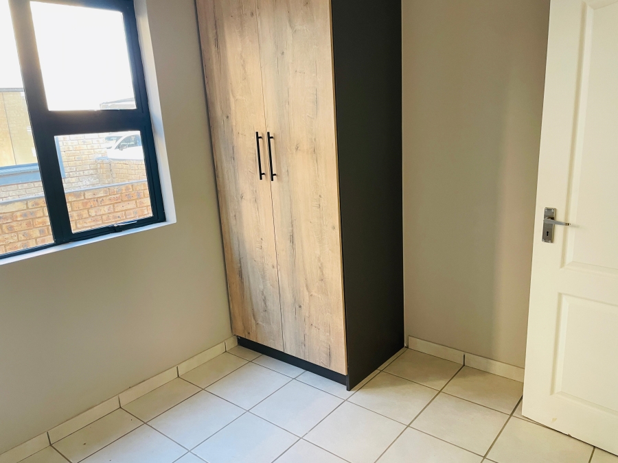 3 Bedroom Property for Sale in Cloverdene Gauteng