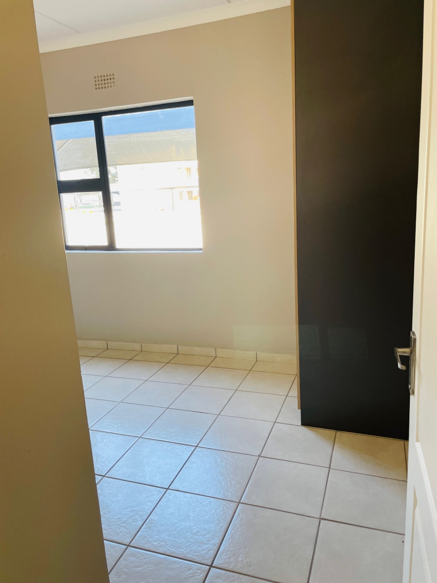 3 Bedroom Property for Sale in Cloverdene Gauteng