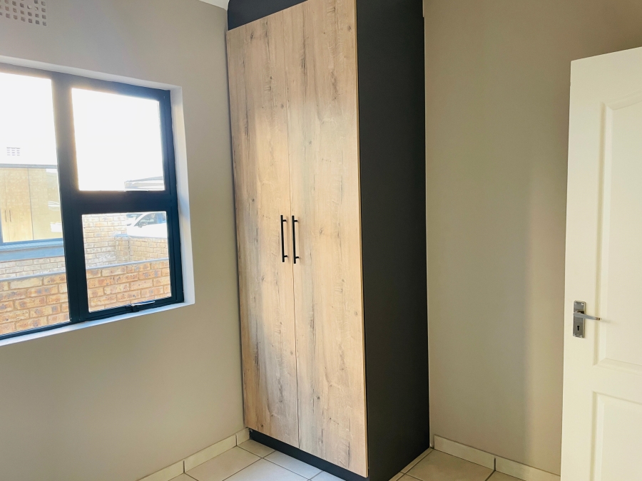 3 Bedroom Property for Sale in Cloverdene Gauteng