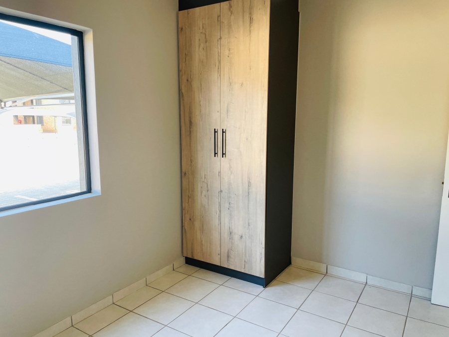 3 Bedroom Property for Sale in Cloverdene Gauteng