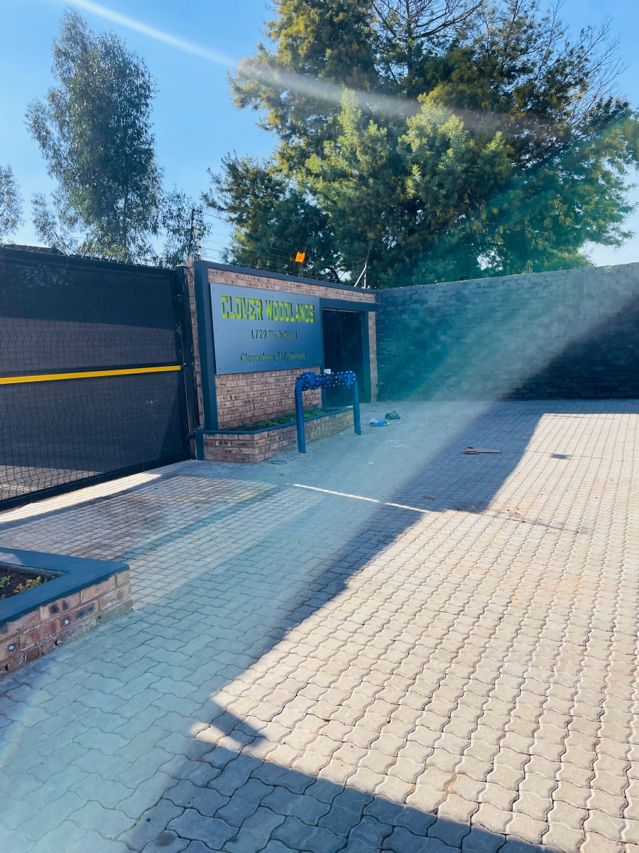 3 Bedroom Property for Sale in Cloverdene Gauteng