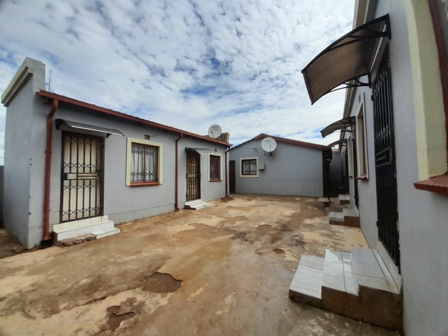 1 Bedroom Property for Sale in Rietvallei Gauteng