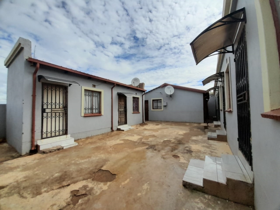 1 Bedroom Property for Sale in Rietvallei Gauteng