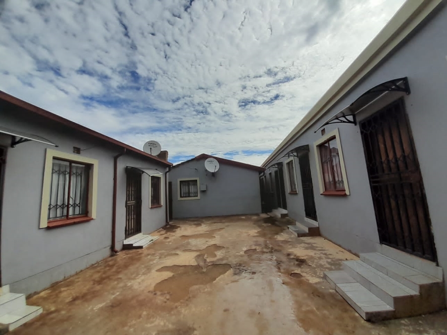 1 Bedroom Property for Sale in Rietvallei Gauteng