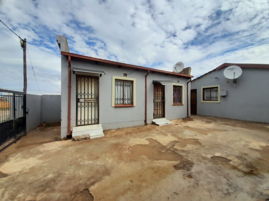 1 Bedroom Property for Sale in Rietvallei Gauteng