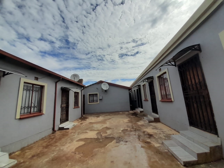 1 Bedroom Property for Sale in Rietvallei Gauteng