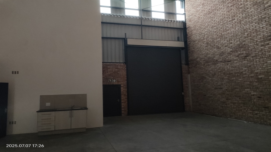 To Let commercial Property for Rent in North Riding Gauteng