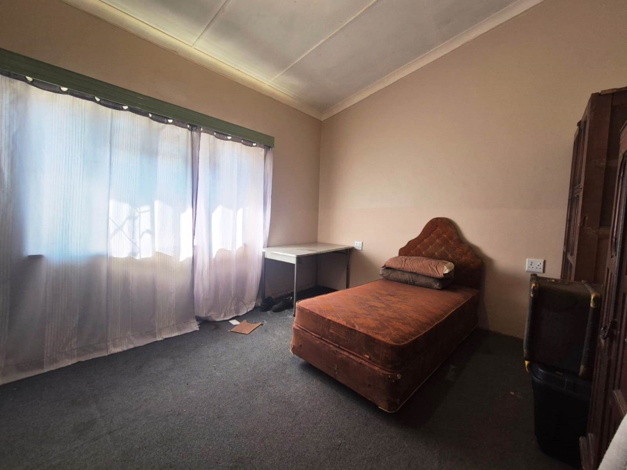 4 Bedroom Property for Sale in Sonland Park Gauteng