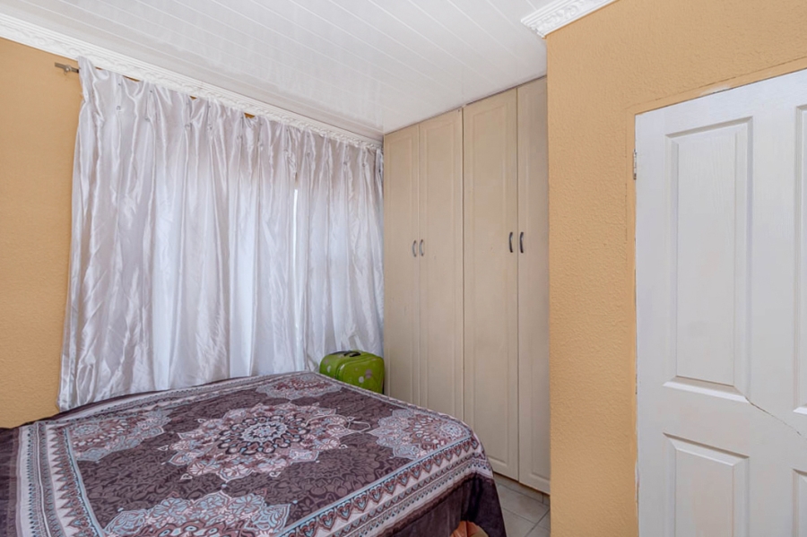 4 Bedroom Property for Sale in Dobsonville Gauteng