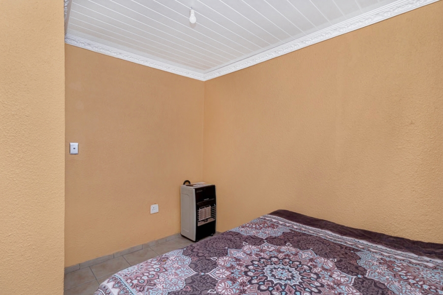 4 Bedroom Property for Sale in Dobsonville Gauteng