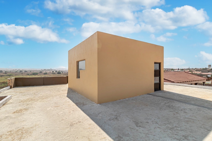 4 Bedroom Property for Sale in Dobsonville Gauteng