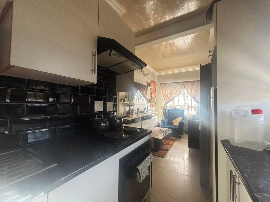 2 Bedroom Property for Sale in Savanna City Gauteng