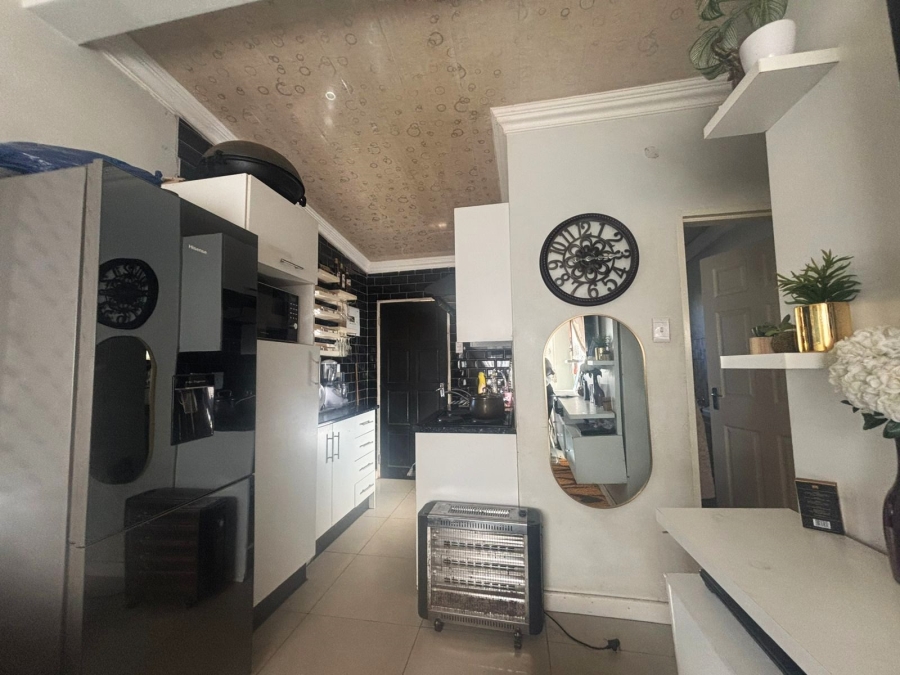 2 Bedroom Property for Sale in Savanna City Gauteng