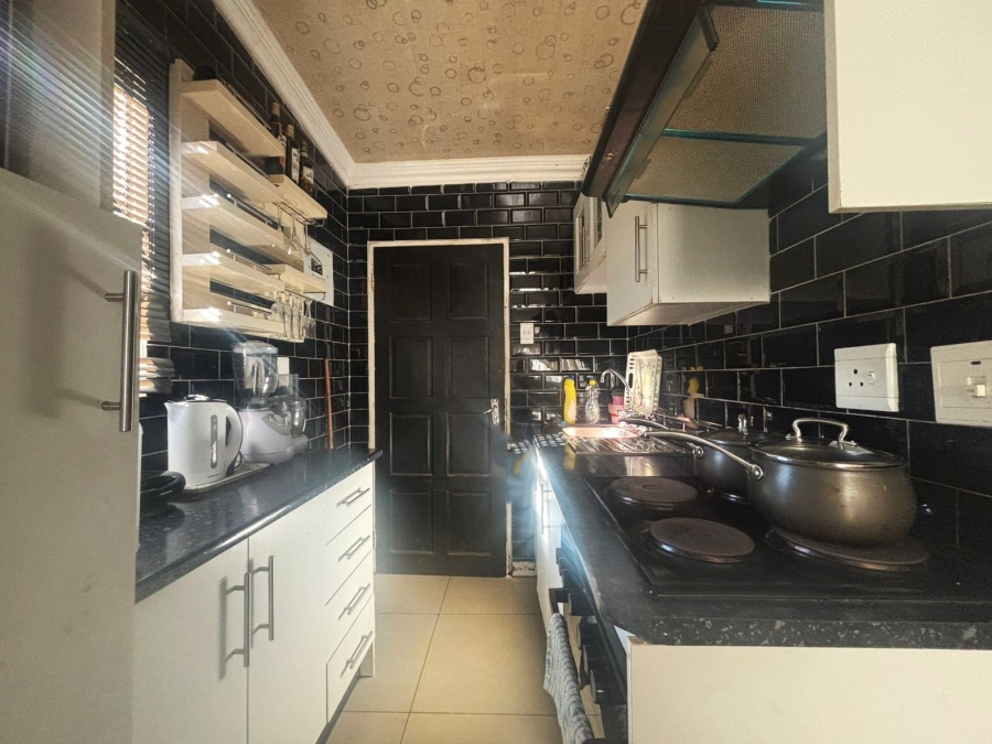 2 Bedroom Property for Sale in Savanna City Gauteng
