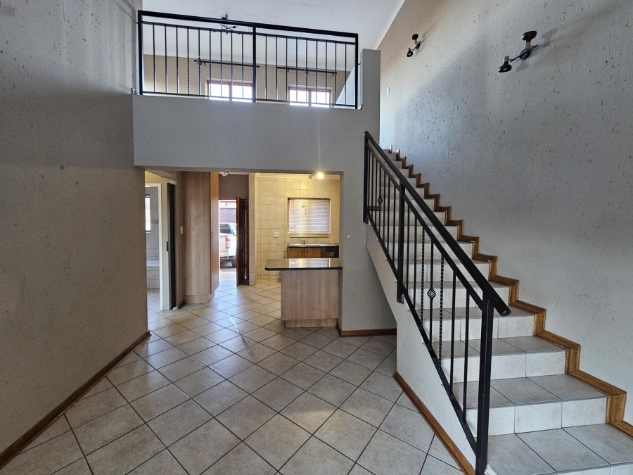 To Let 2 Bedroom Property for Rent in Noordheuwel Gauteng