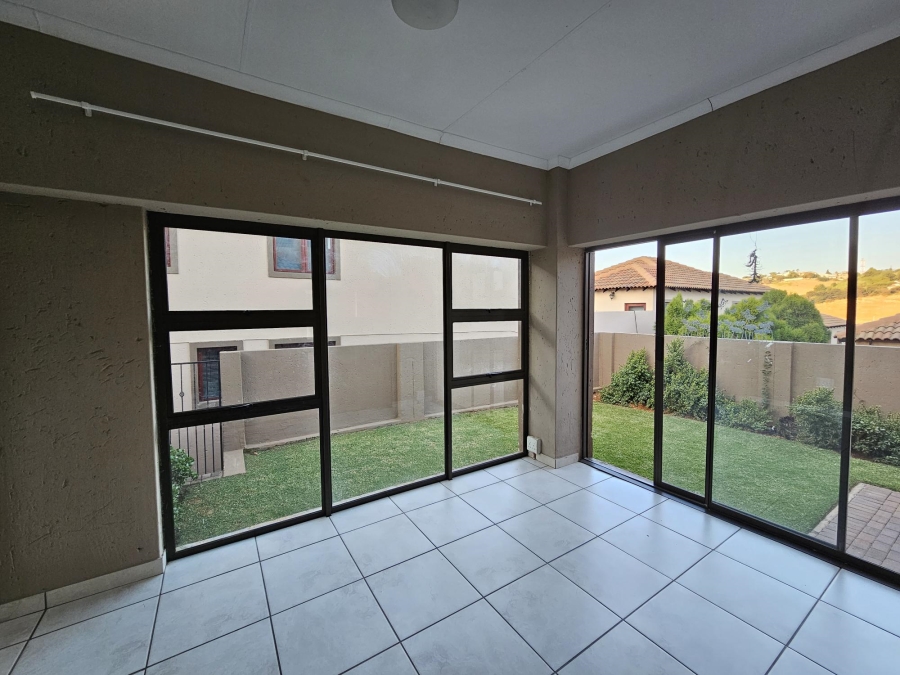 To Let 2 Bedroom Property for Rent in Noordheuwel Gauteng