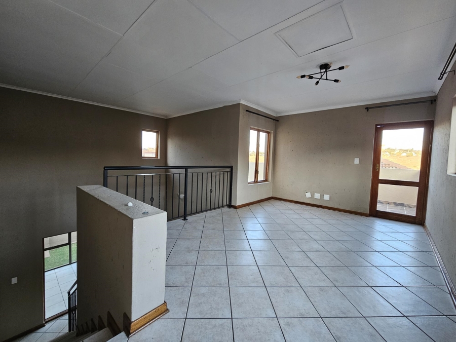 To Let 2 Bedroom Property for Rent in Noordheuwel Gauteng