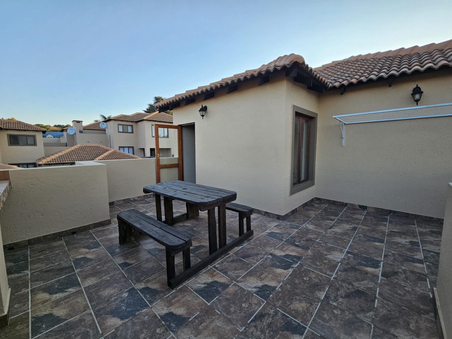 To Let 2 Bedroom Property for Rent in Noordheuwel Gauteng