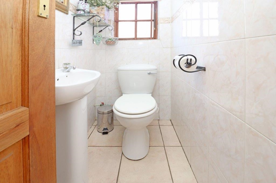 3 Bedroom Property for Sale in Dowerglen Gauteng