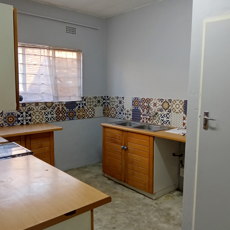 3 Bedroom Property for Sale in Wilro Park Gauteng