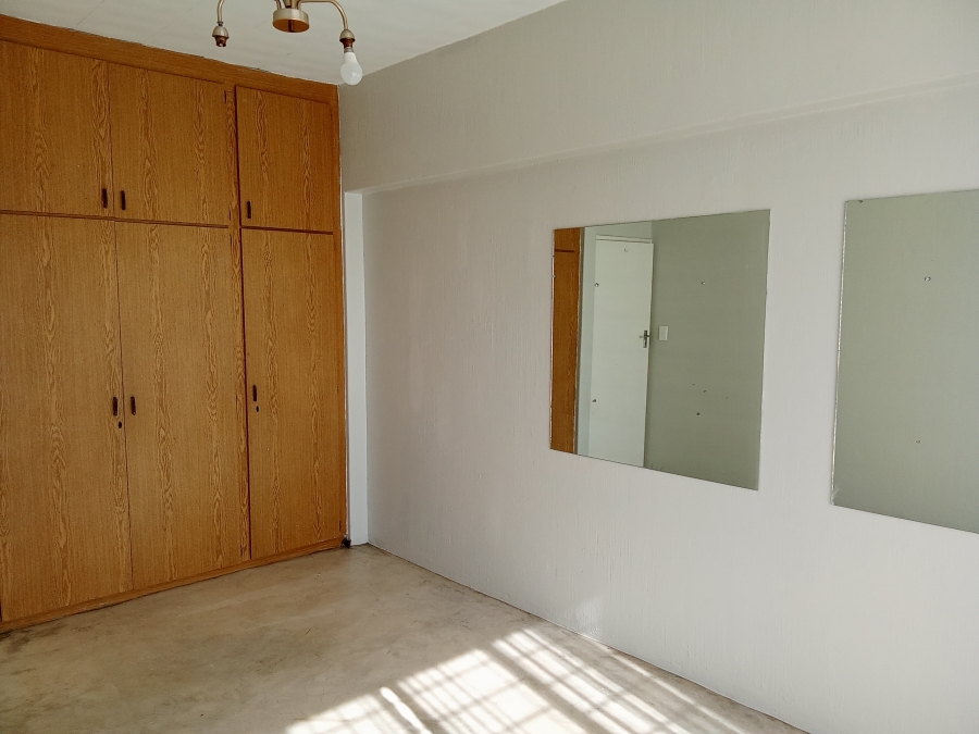 3 Bedroom Property for Sale in Wilro Park Gauteng