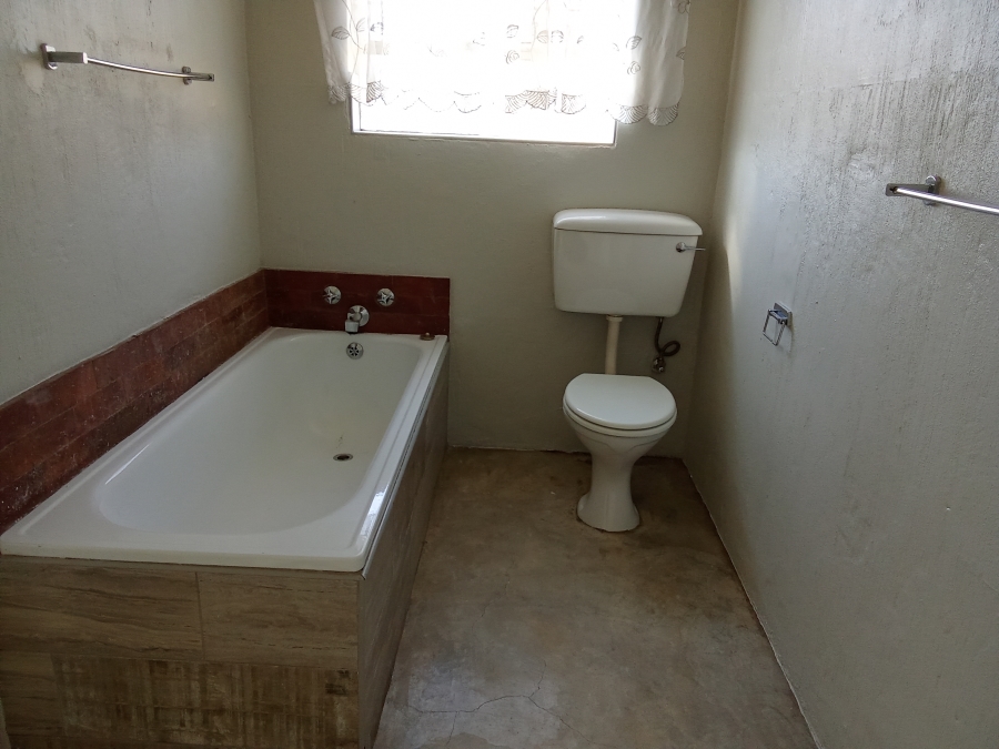 3 Bedroom Property for Sale in Wilro Park Gauteng
