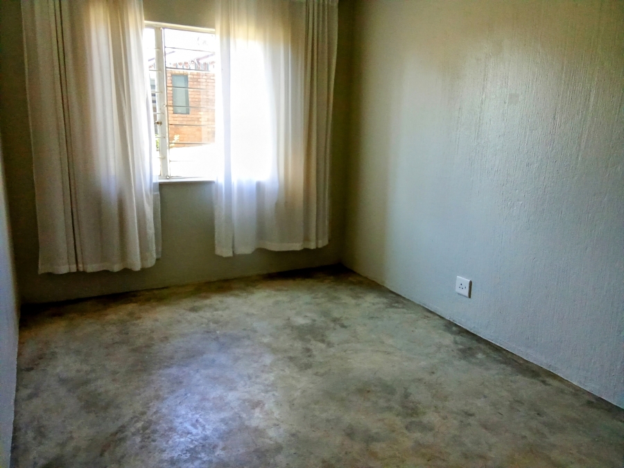 3 Bedroom Property for Sale in Wilro Park Gauteng