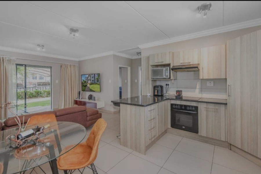 To Let 2 Bedroom Property for Rent in Broadacres Gauteng