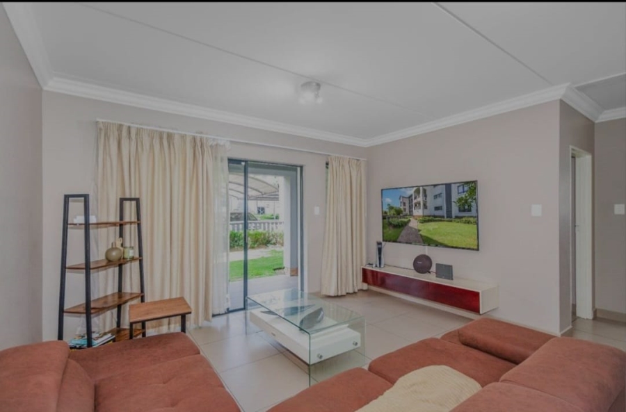 To Let 2 Bedroom Property for Rent in Broadacres Gauteng
