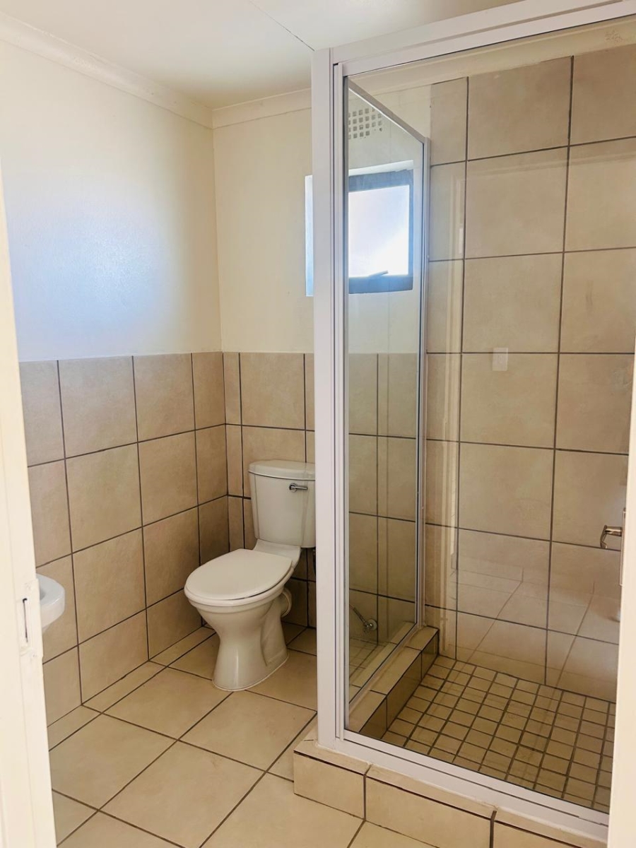 3 Bedroom Property for Sale in Cloverdene Gauteng