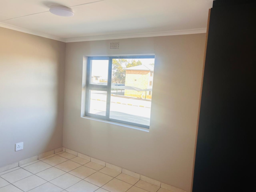 3 Bedroom Property for Sale in Cloverdene Gauteng